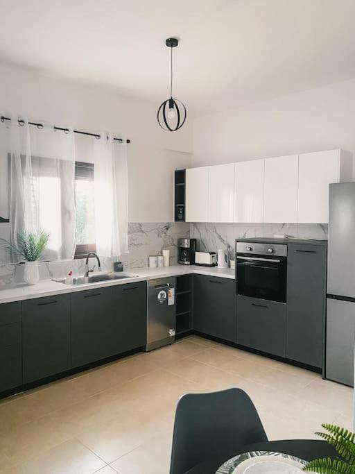 Md Residence Near The Beach W Bbq And Private Parking 헐소니소스 외부 사진